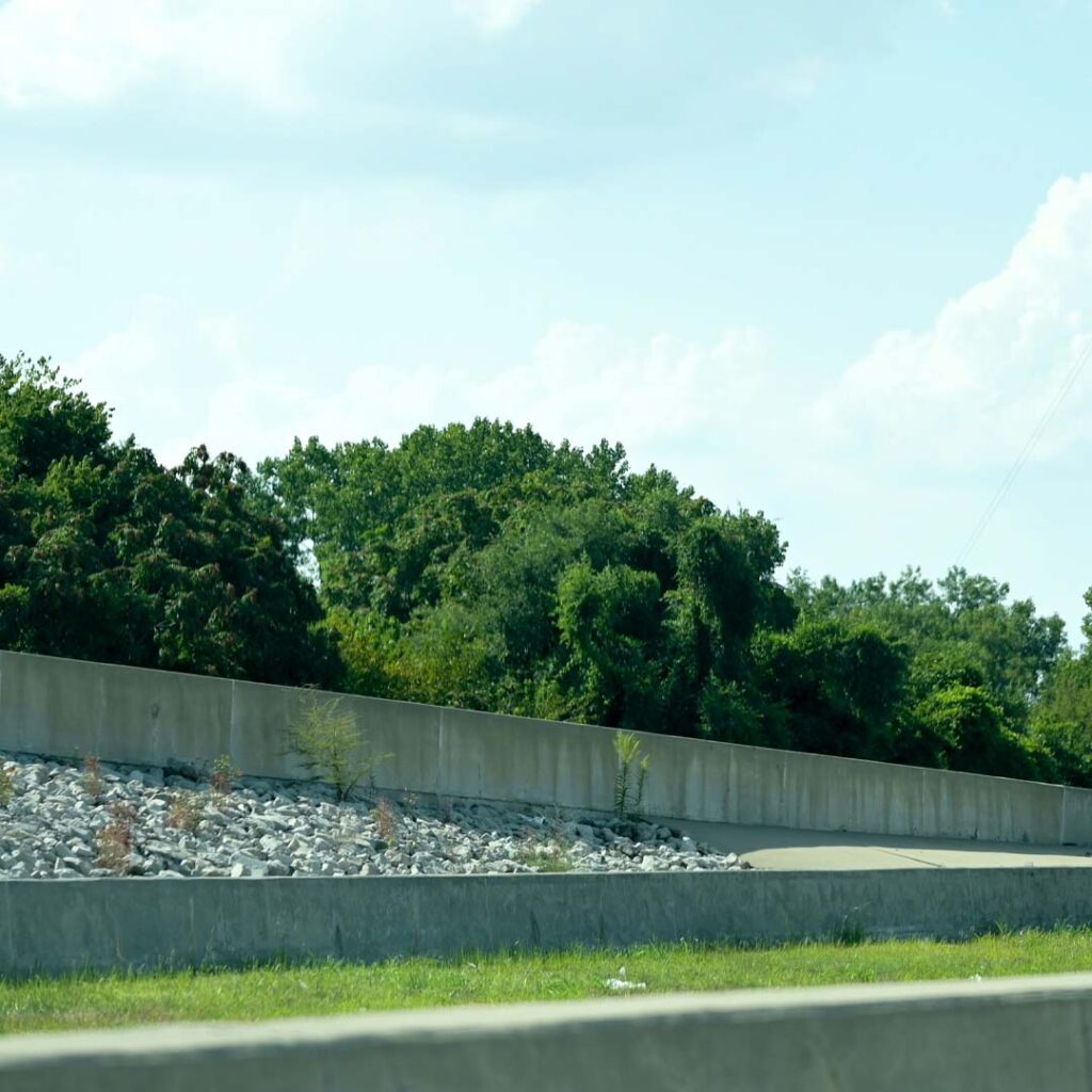 concrete-retaining-wall-builder-in-kelowna